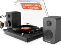 Majority Turntable TT200 Belt Drive & 2x External 50W Speakers (Oakcastle)
