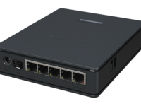 MikroTik Router Wi-Fi 6 hAP ax S AX2400 5xGbE/2.5G SFP/PoE In-Out/USB E62IUG